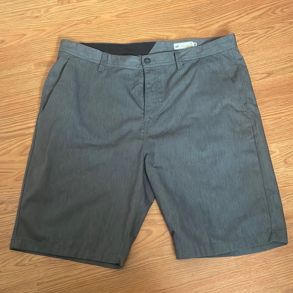 Grey Volcom size 40 shorts